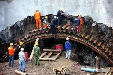 郑州隧道钢花管支护案例